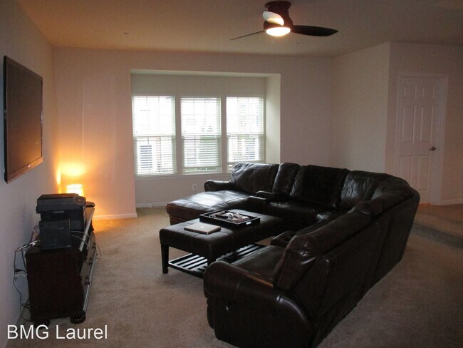 Building Photo - 3 br, 2.5 bath House - 4261 Talmadge Circle