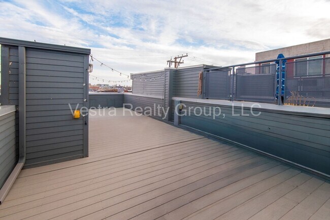 Foto del edificio - 2680 Blake St