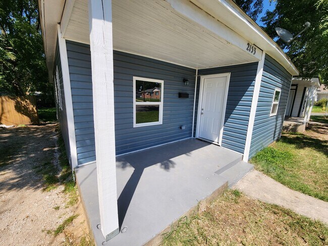 Foto del edificio - Spacious 3-Bedroom, 1-Bathroom Home AVAILABLE NOW!!