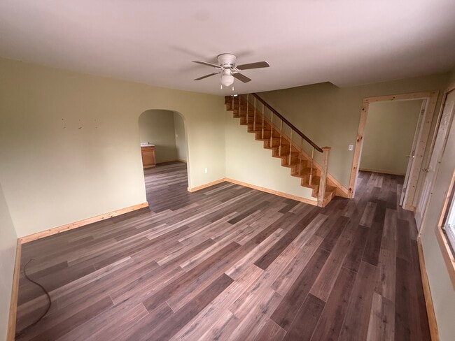 Building Photo - 136 High St