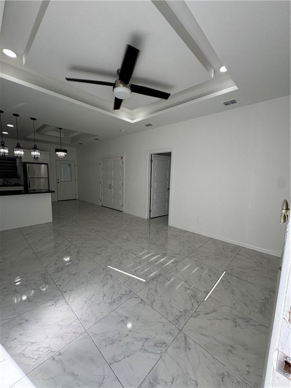 Foto del edificio - 14 N Blair Ave