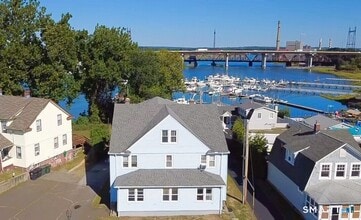 Building Photo - 26 Bridgeport Ave