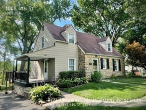 Building Photo - 1008 S 4 St