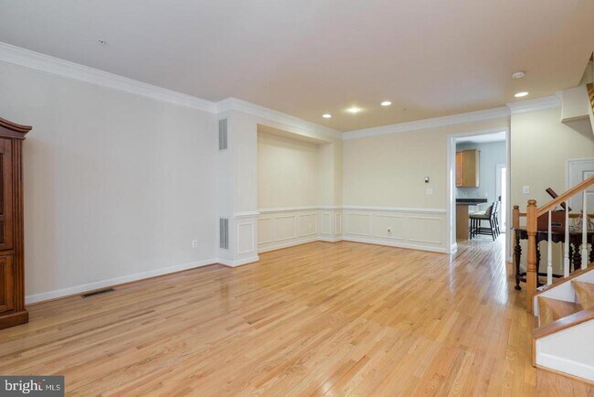 Foto del edificio - 8857 Ashgrove House Ln