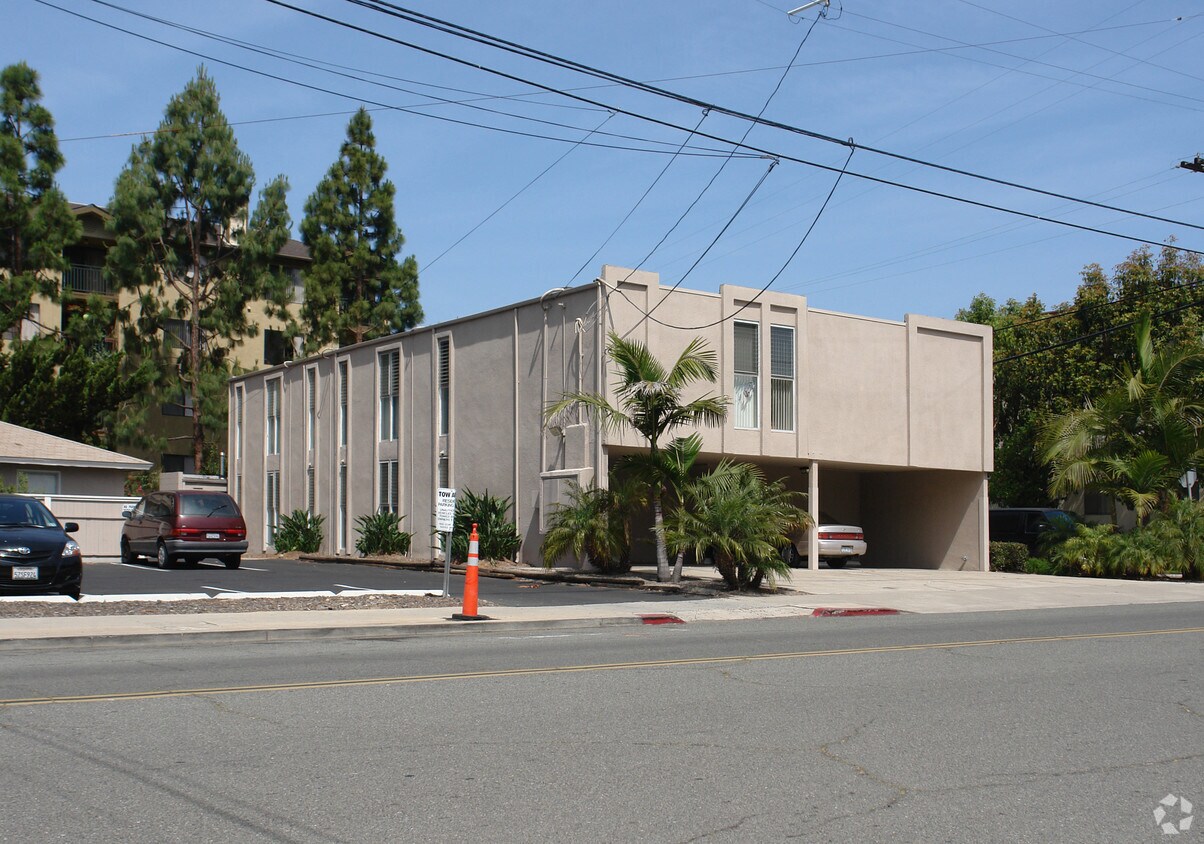 Foto del edificio - 325 E Arbor Dr