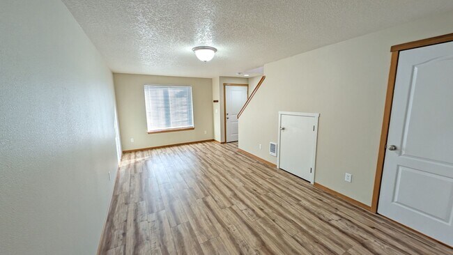 Foto del edificio - Wonderful townhouse in Forest Grove