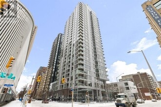 Building Photo - 179 Metcalfe St