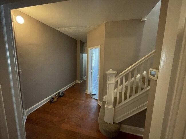 Foto del edificio - 3015 Grayson St