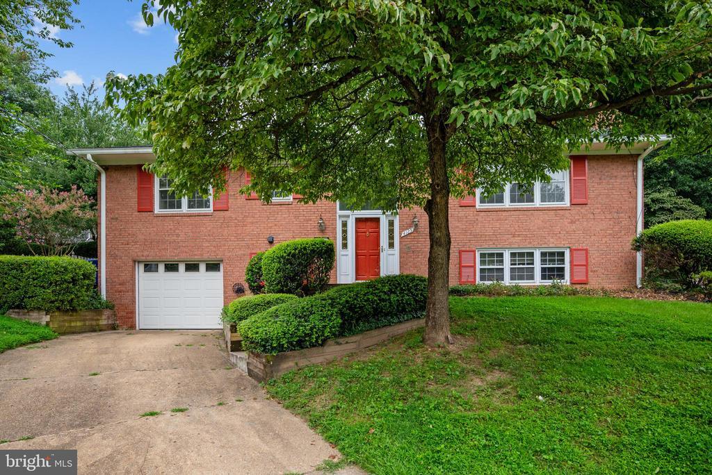 Primary Photo - 4125 25th Pl N
