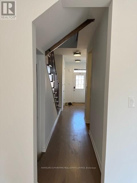 Photo du bâtiment - 3208 Meadowridge Dr