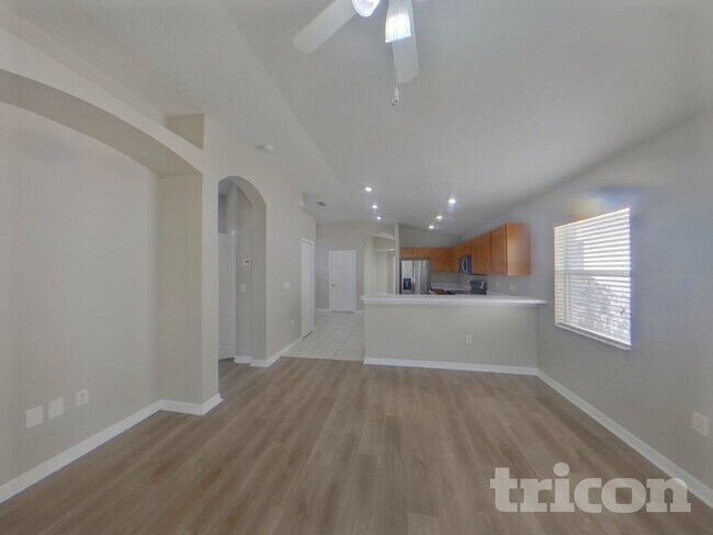 Building Photo - 1433 Delano Trent St