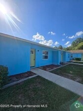 Building Photo - 773 NE 9th St