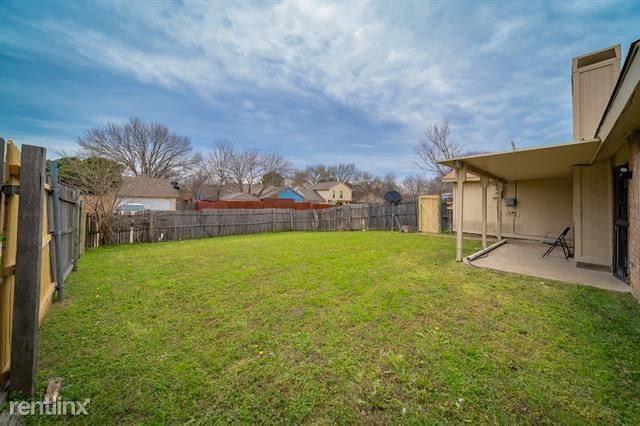 Building Photo - 3 br, 2 bath House - 1318 Greenbriar Lane