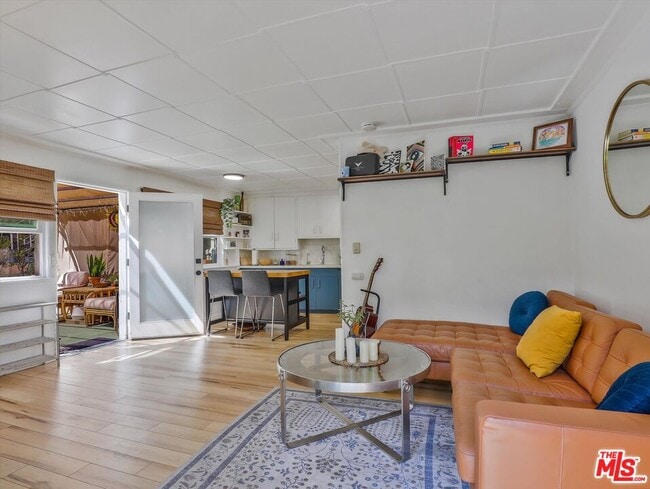 Building Photo - 6921 Pso Del Serra