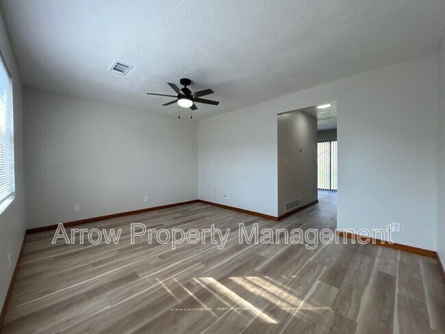 Foto del edificio - 1306 S Jackson St