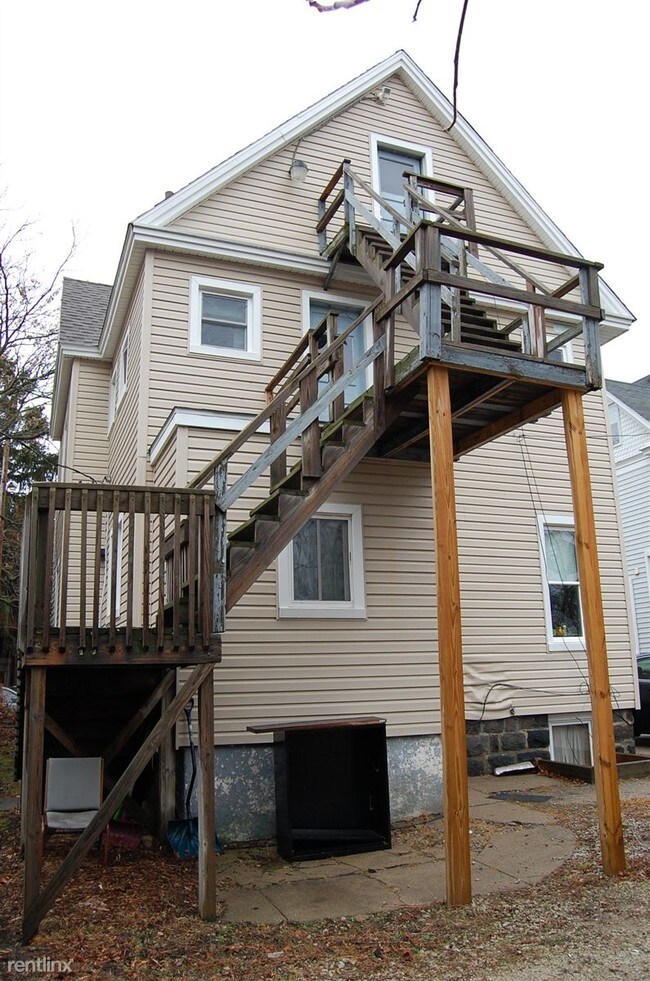 Foto del edificio - 9 br, 3.5 bath House - 416 Hamilton Pl