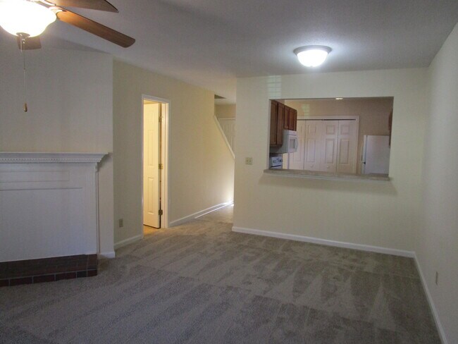 Foto del edificio - 610 Archdale Dr