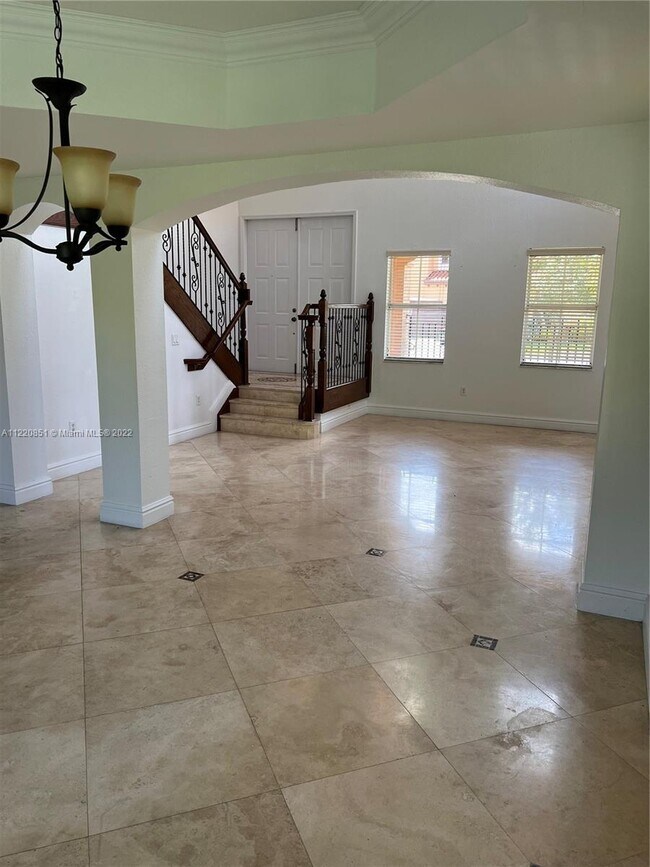 Building Photo - 2942 SW 156th Ave