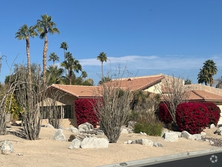 Building Photo - 39199 Sweetwater Dr