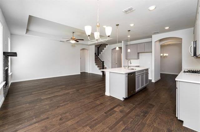 Building Photo - 3010 Teak Dr