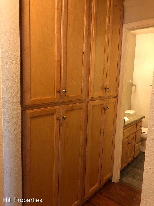 Foto del edificio - 4 br, 2 bath Room For Rent - 1017 Ivy Street