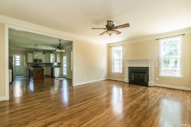 Foto del edificio - 145 Tallowwood Dr