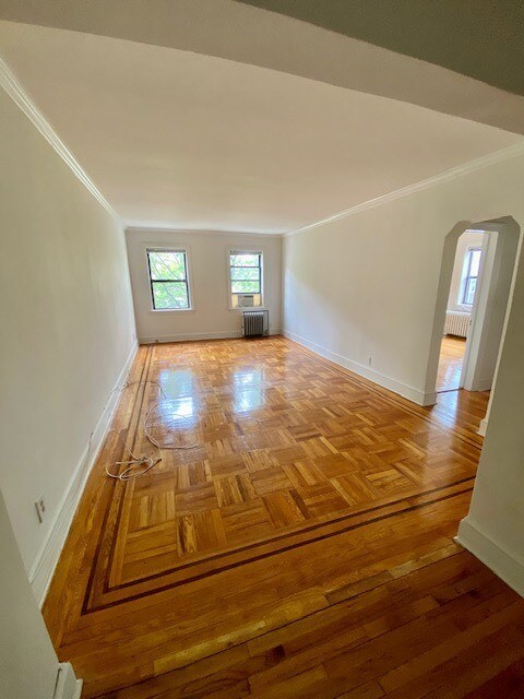 Foto del edificio - 4 Barker Ave