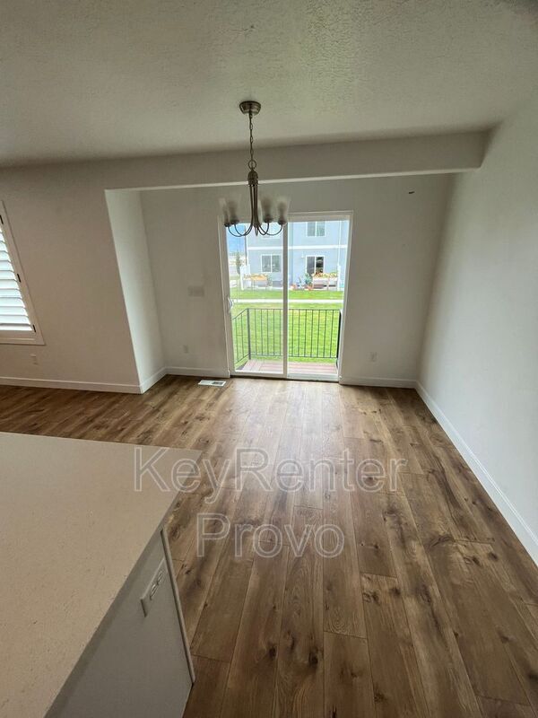 Building Photo - 432 S Fox Chase Ln