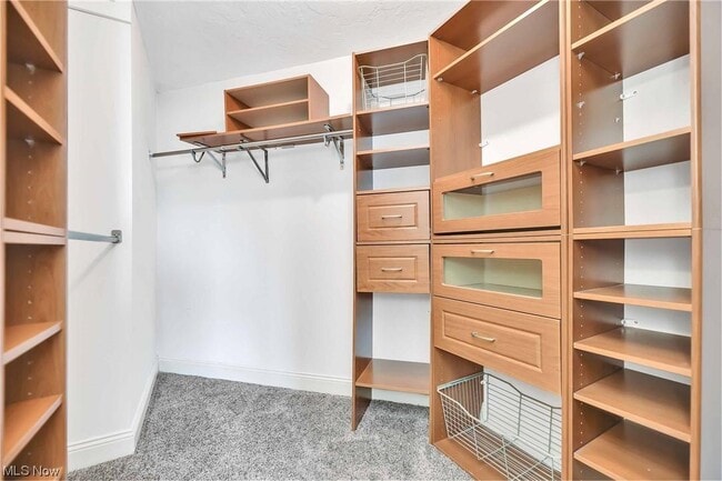 closet - 23200 Lake Rd