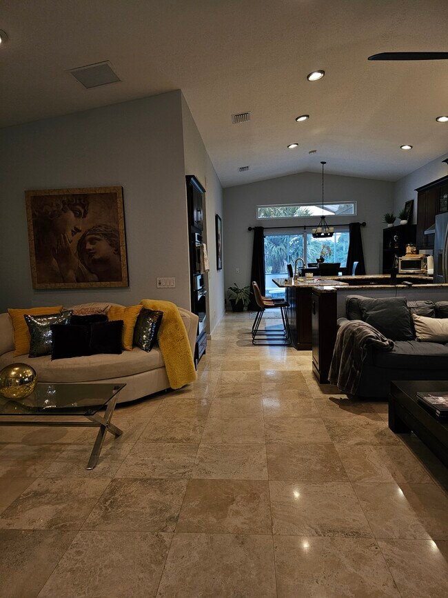 Foto del edificio - 7076 Middlebury Dr