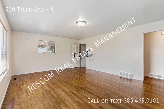 Foto del edificio - 220 Tyler Ave
