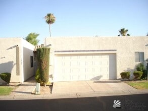 Building Photo - 1413 E Torrey Pines Cir