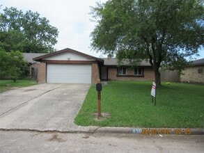 Building Photo - 8506 Sorrel Dr