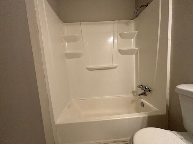Foto del edificio - 1014 Huntington Trace-