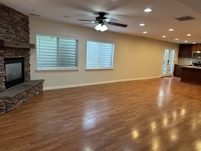 Foto del edificio - 13627 Crimson Patch Way