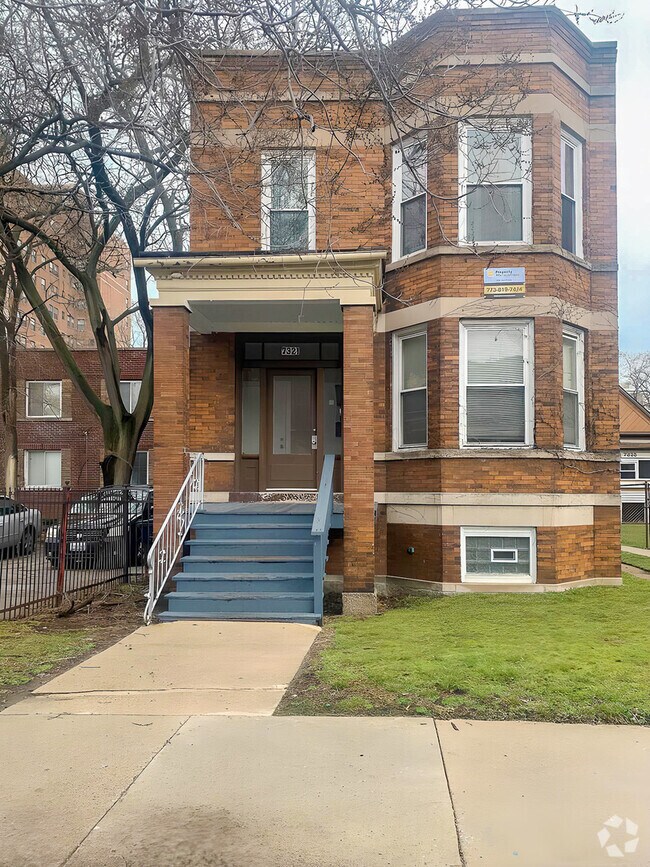 Building Photo - 7321 S Coles Ave