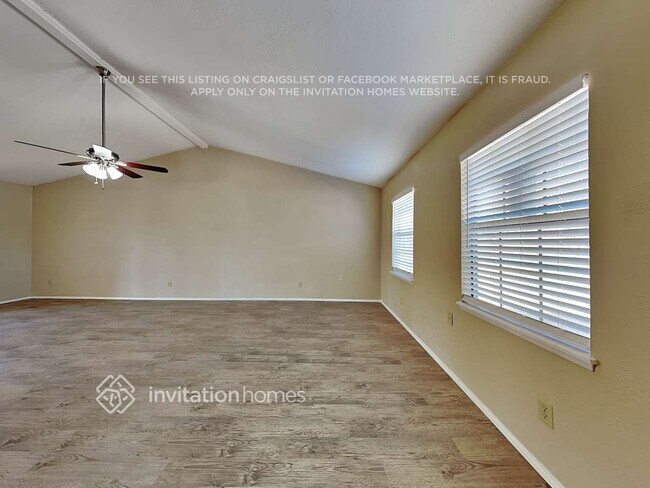 Foto del edificio - 419 Timberbend Trail