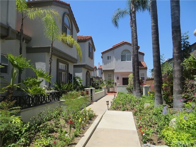 Building Photo - 777 S Marengo Ave