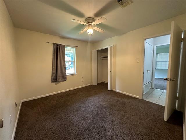 Building Photo - 814 N 23 1/2 St
