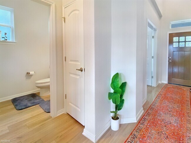 Foto del edificio - 3 br, 2.5 bath House - 175 Breedlove