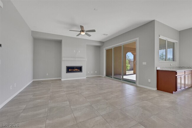 Foto del edificio - 224 Highspring St
