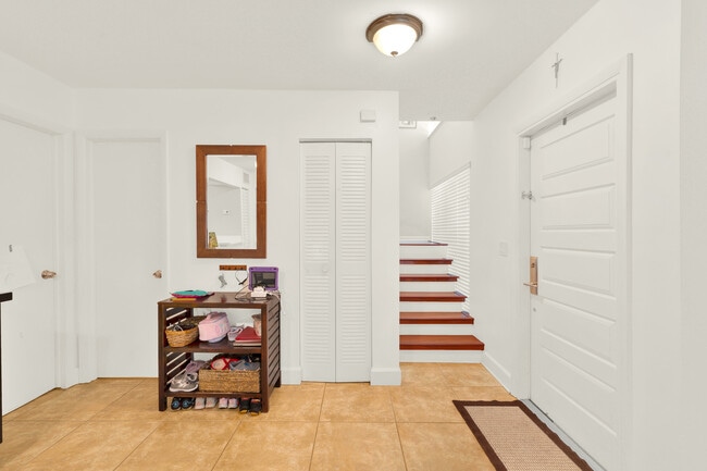 Photo - 7104 SW 110th Ave Townhome