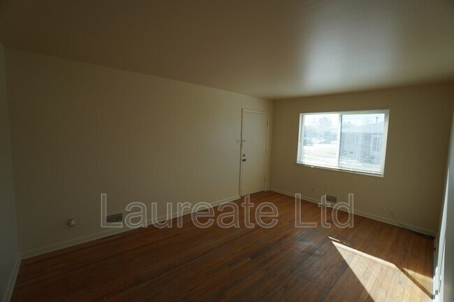 Foto del edificio - 4447 E Yale Ave