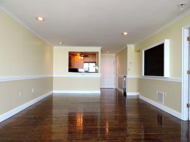 Foto del edificio - 540 E Broadway