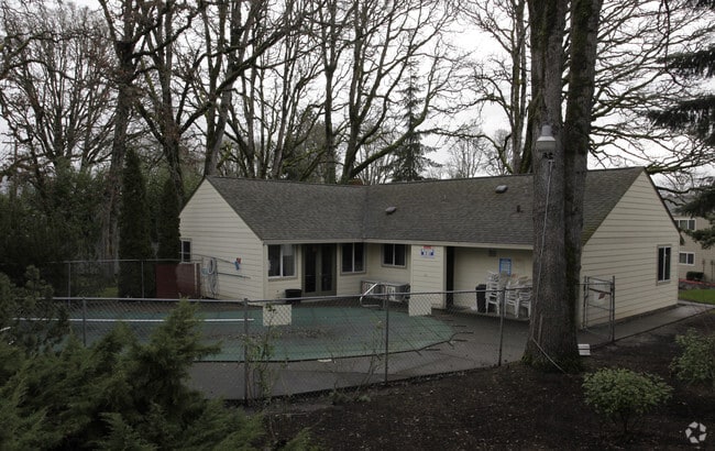 The Patrician - The Patrician Apartments