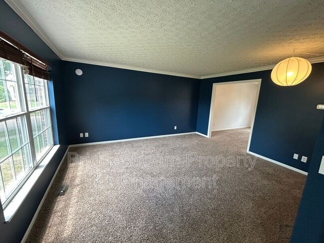 Building Photo - 4448 Forest Ridge Blvd