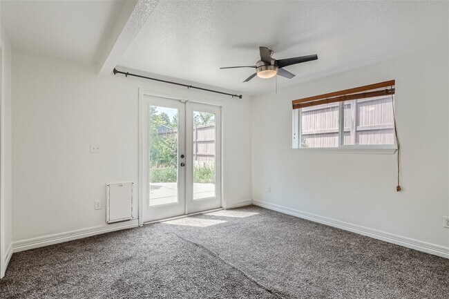 Building Photo - 5123 Alcott St