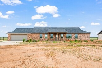Building Photo - 11301 N County Rd 2800