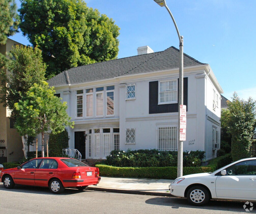9932 Durant Dr, Beverly Hills, CA 90212 Apartments in Beverly Hills