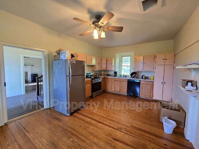 Foto del edificio - 11160 Pleasant Vale Rd